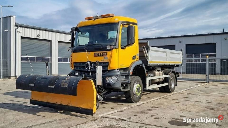 Mercedes Arocs 1824 4x4 Wywrotka Piaskarka Pług 240KM Markowice sprzedam