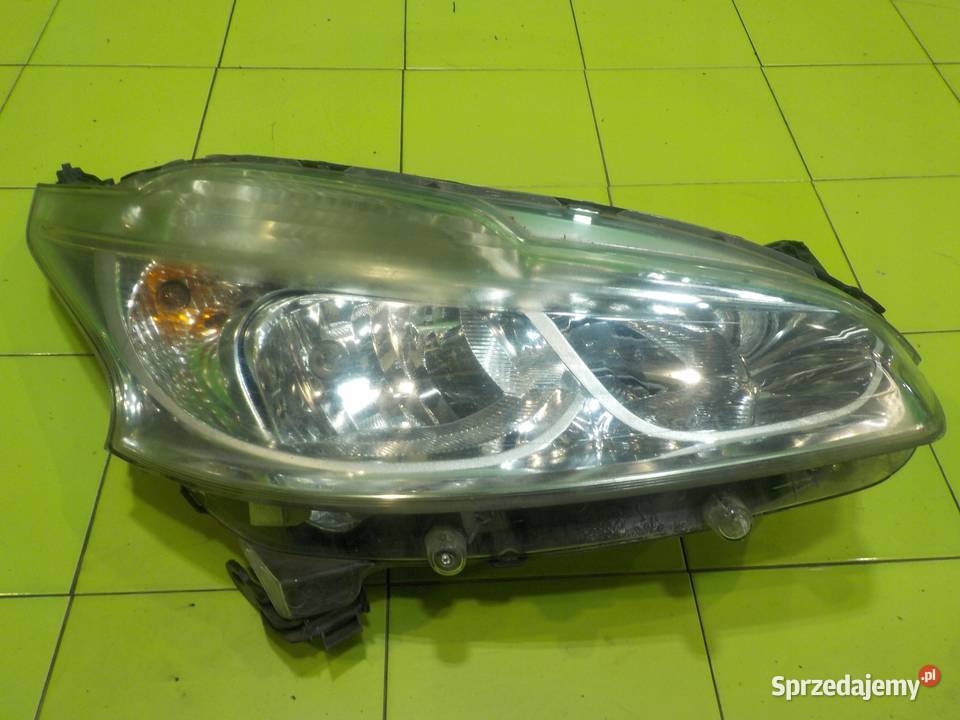 PEUGEOT 208 I 14 EHDI 13r HB 5D lampa prawa Lampy przednie