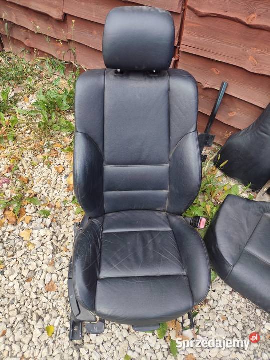 Fotele wnętrze sporty sportsitze BMW E46 sedan Rok produkcji 2001 Leszczynek sprzedam