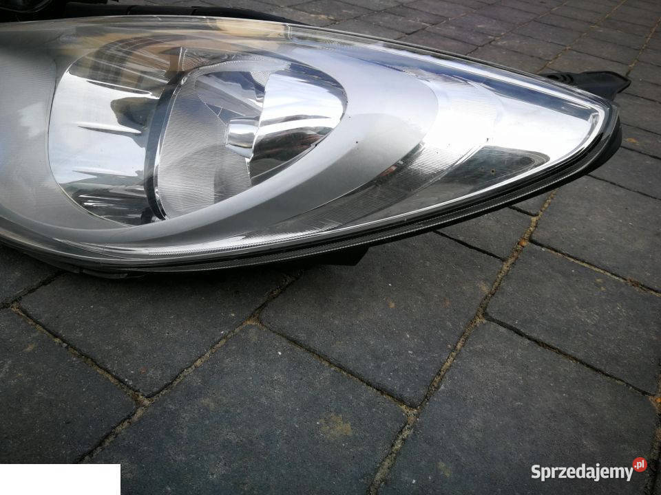Hyundai i10 2012 reflektor przedni lewy Oświetlenie Kozubszczyzna