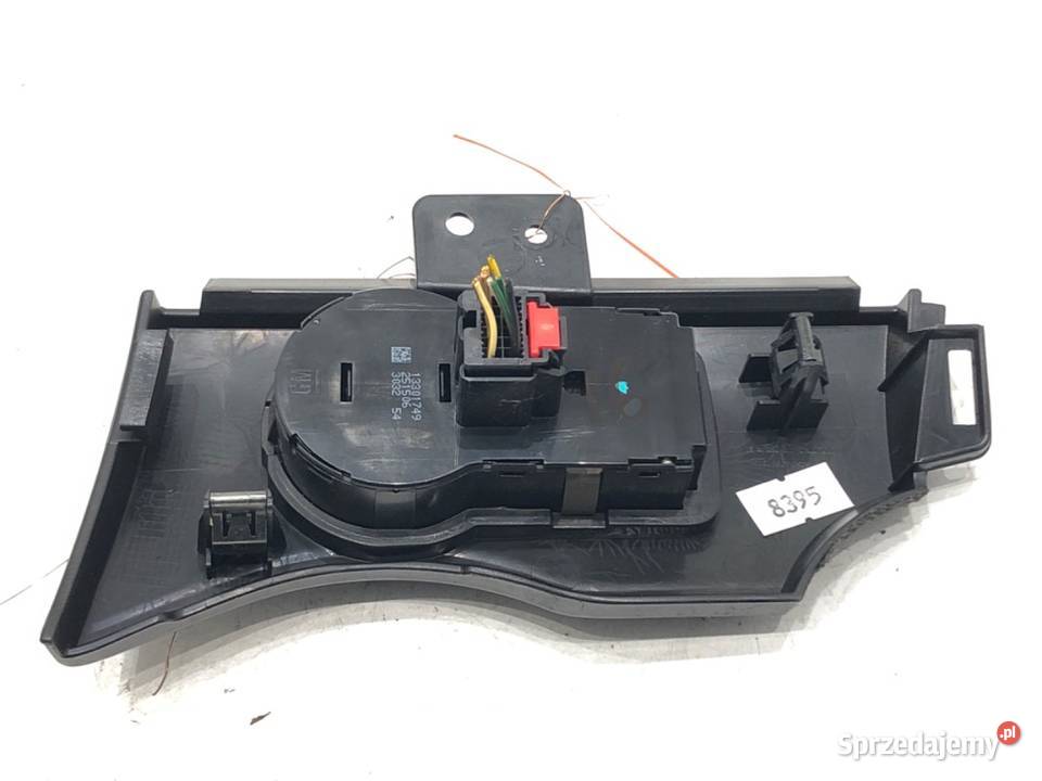 WŁĄCZNIK ŚWIATEŁ CHEVROLET ORLANDO 13301749 sprzedam