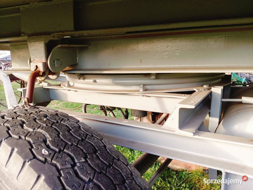 Przyczepa rolnicza Autosan 732 wywrot na boki podkarpackie Tarnobrzeg