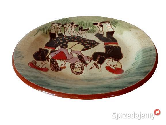 Stary zdobiony ceramiczny talerz wiszący Antyki, Sztuka, Kolekcje