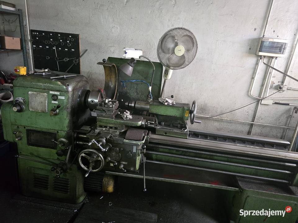 Tokarka uniwersalna TUC 500/1500 sprawna