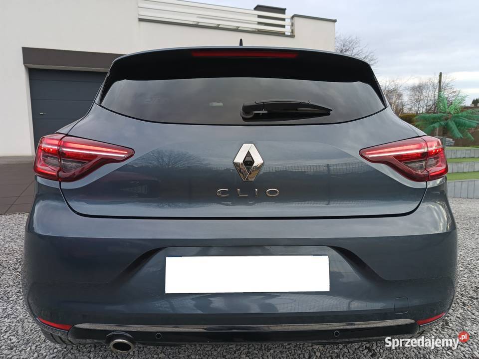 10 100 INITIALEPARIS Skóra Klima Tempomat Kamery Clio