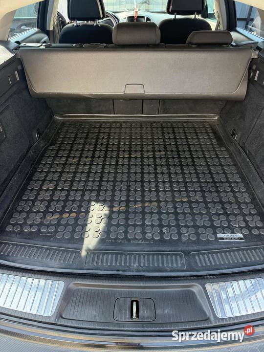 Opel Insignia 20Cdti Sport Tourer 2009r 255 Chełm