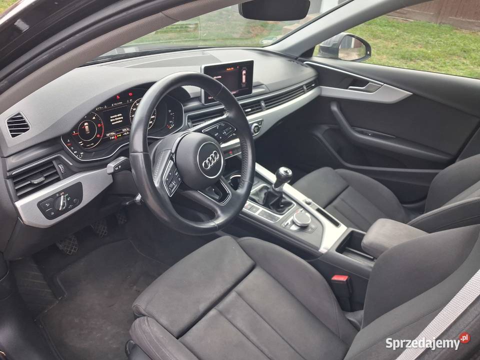 AUDI A4 Avant bezwypadkowy wirtualny kokpit navi A4