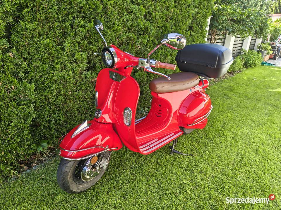 Skuter Elektryczny marki Sakura 2000