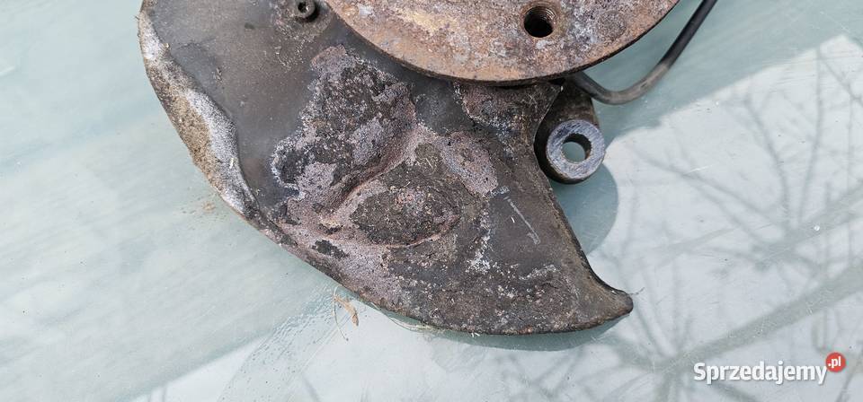 Zwrotnica prawy przód mercedes w210 32 cdi