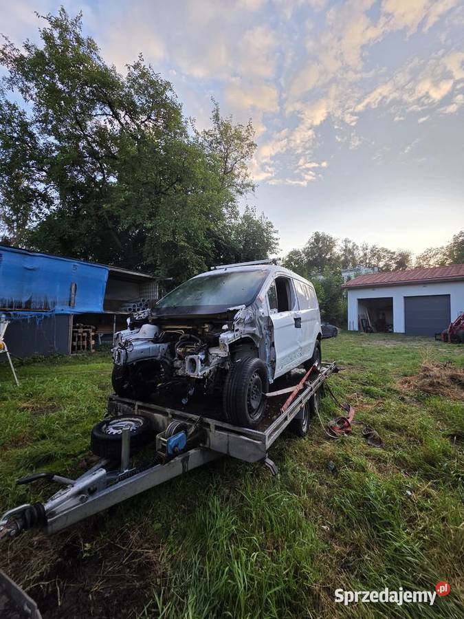 Ford Transit Connect 2017 Karoseria Na części 10 Brodnica