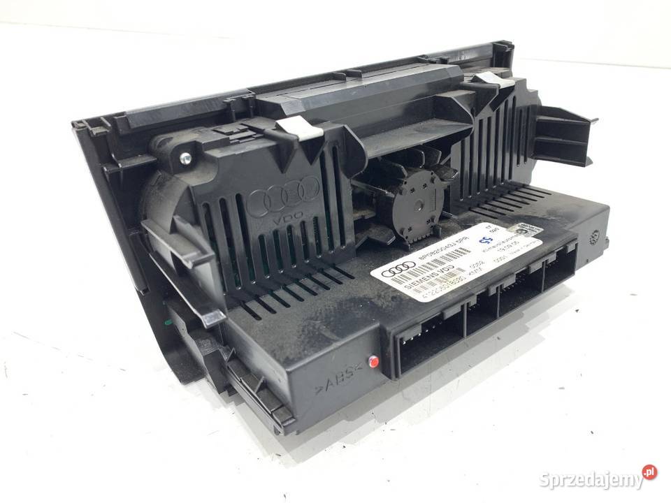 PANEL STEROWANIA NAWIEWU AUDI A3 8P 8P0820043J Panele sterowania, przełączniki