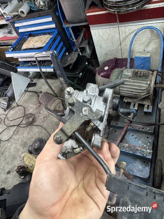 Przepustnica w124 m102 23 Poraj sprzedam