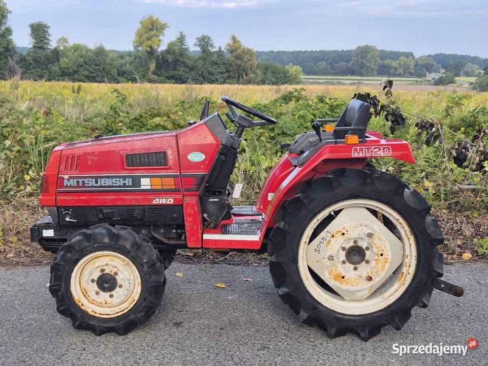 Traktorek traktor MITSUBISHI MT20D 44 Napęd 4x4 Małuszyn