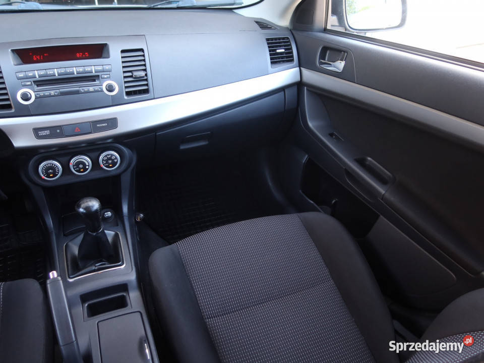 Mitsubishi Lancer 18 i beżowy Katowice sprzedam