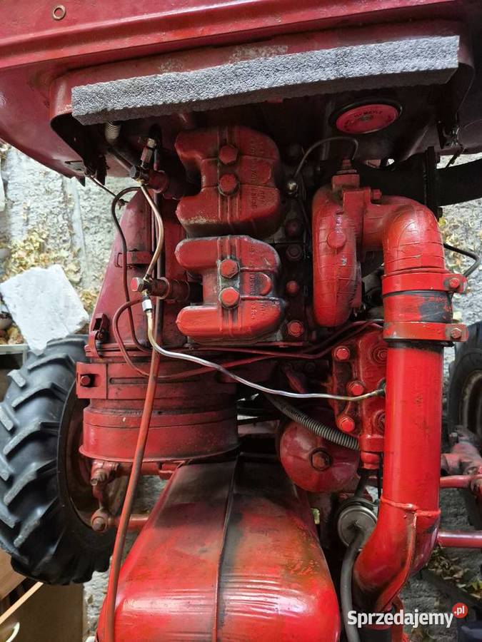 Ciągnik rolniczy władimirec t25