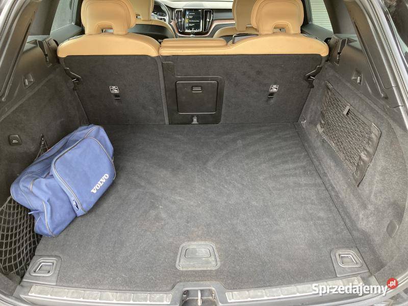 Volvo XC60 2019 sprzedam