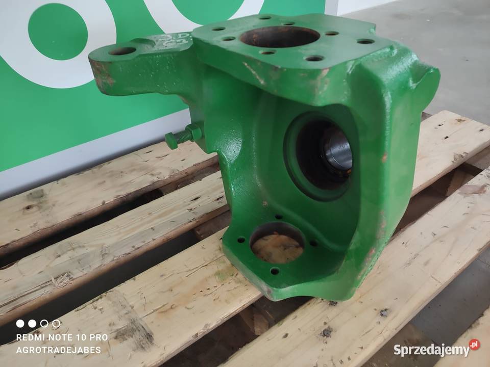 Zwrotnica L157636 L157614 John Deere 6330 Wilkowo