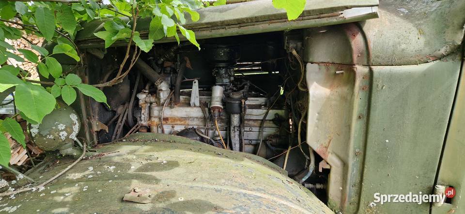 ZIŁ 157 wojskowa ciężarówka