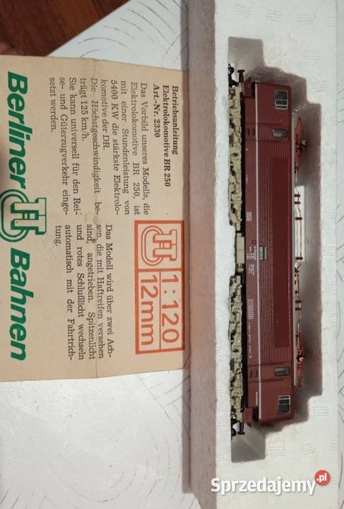 Lokomotywa TT BR250 Berliner Modelarstwo Poznań