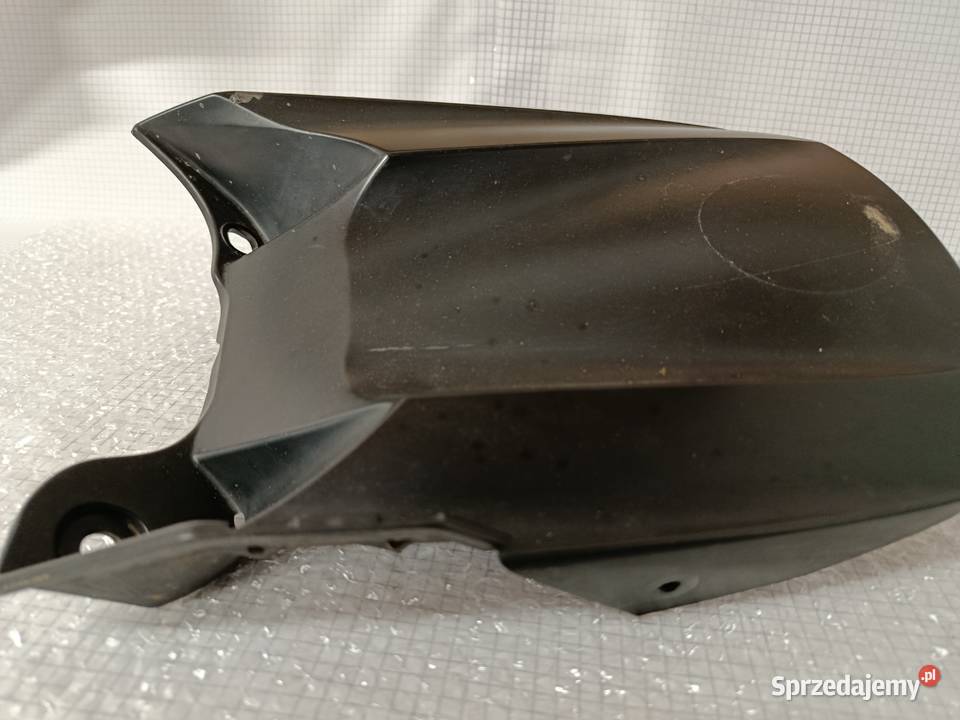 Yamaha R1 RN 12 błotnik nadkole