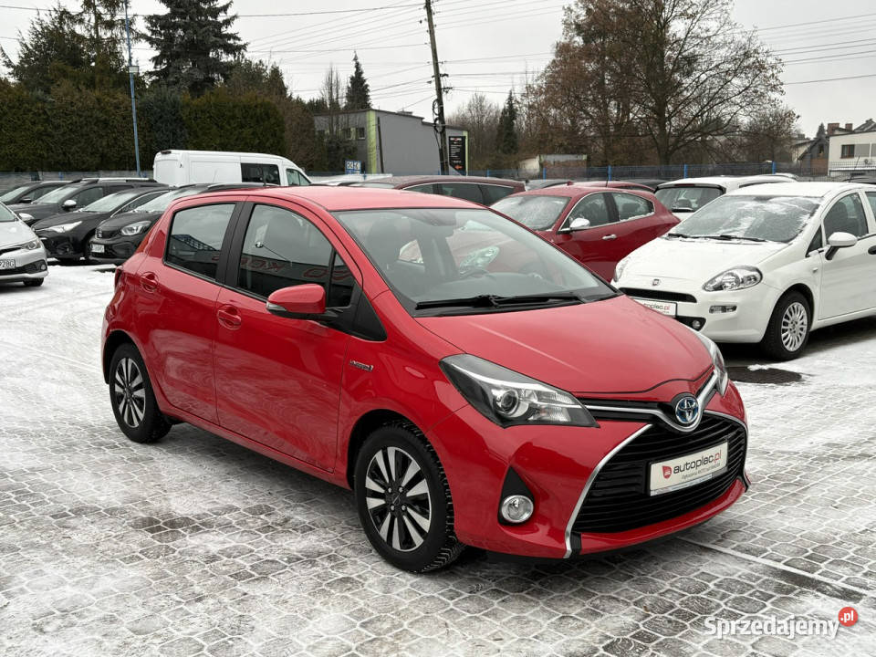 Toyota Yaris 15 Hybrid KameraTempomatGwarancja elektryczne lusterka Tarnowskie Góry