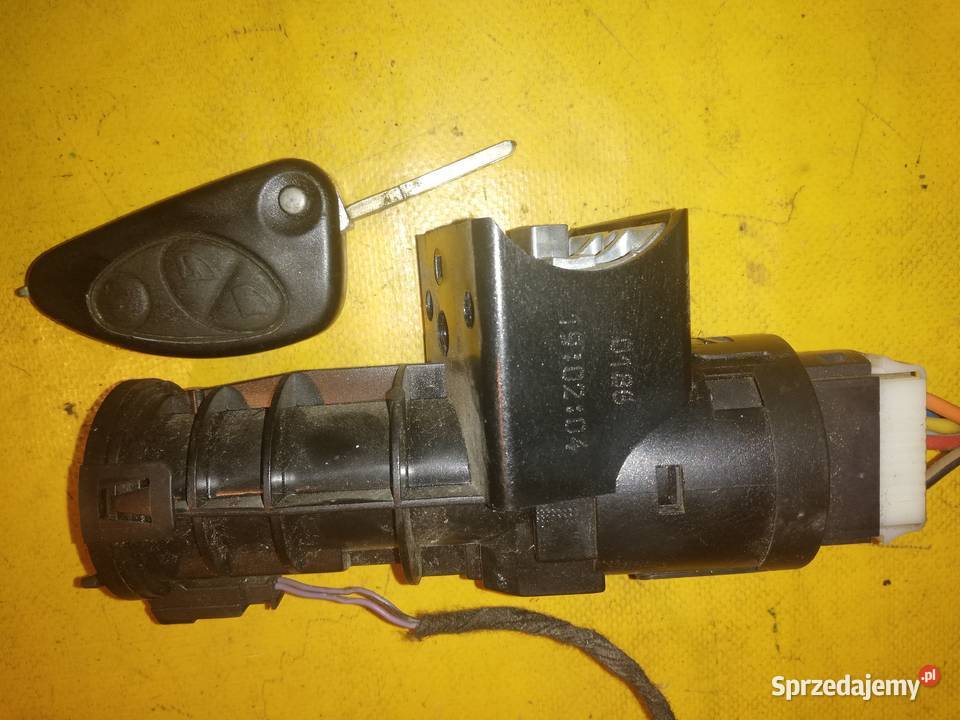 stacyjka kluczyk Alfa Romeo 147 r0004 łódzkie Piotrków Trybunalski sprzedam