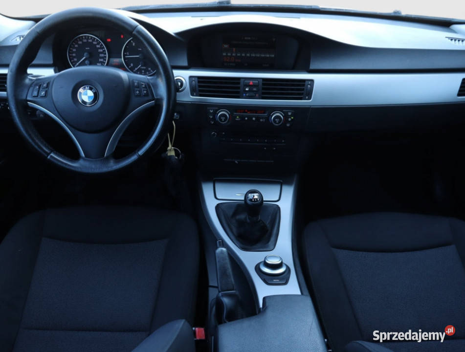 BMW 3 320 d srebrny Piaseczno