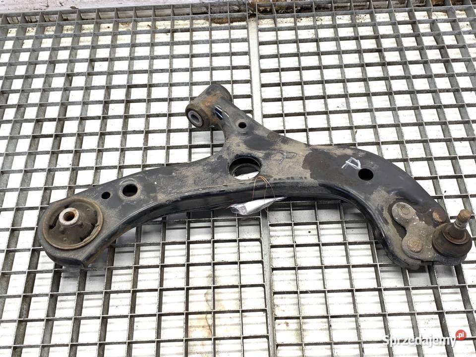 WAHACZ PRAWY PRZÓD TOYOTA COROLLA E21 podkarpackie