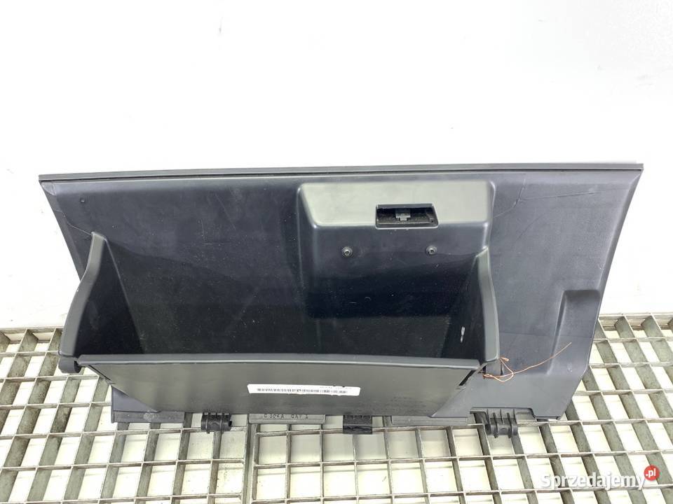 SCHOWEK PASAŻERA DODGE CARAVAN V Van minibus