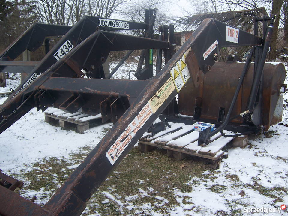 Ładowacz TUR do URSUSA C330fabryczny z POLMOT Derewiczna