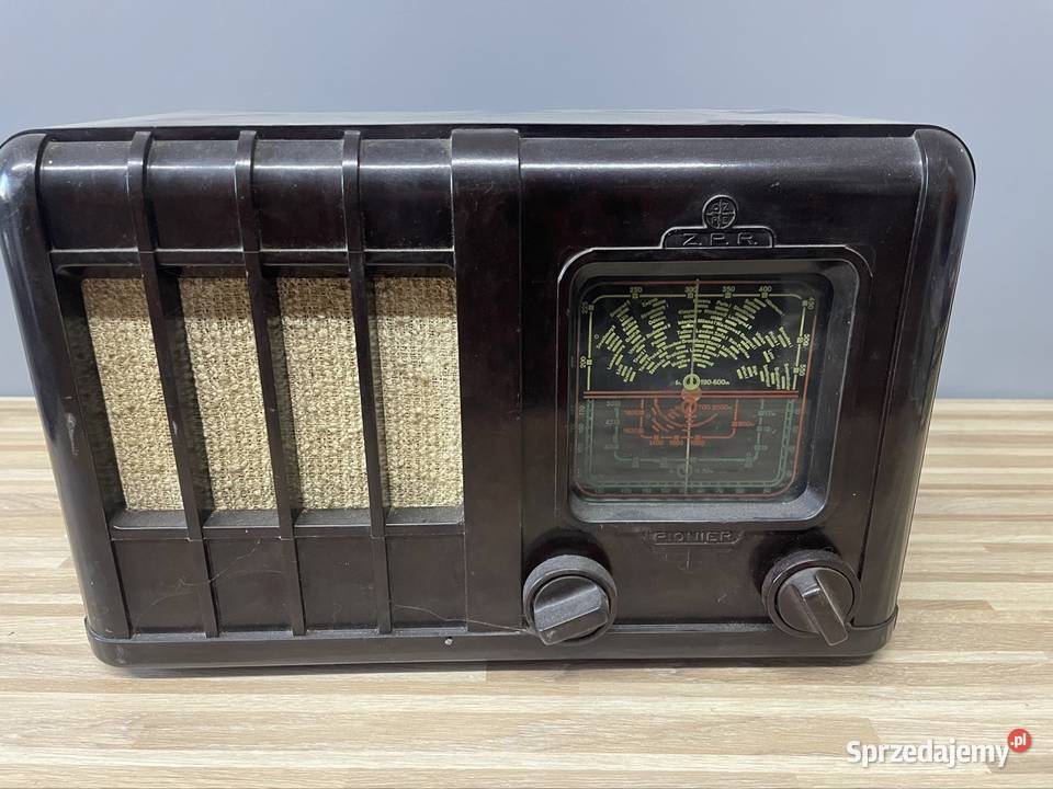 Kolekcja 14 Radioodbiorników Pionier U2 B2 6161 Koszalin