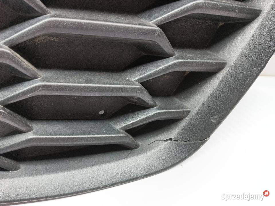 KRATKA ZDERZAKA PRZÓD PRZEDNIA LEWA AUDI A3 8Y Listwy i nakładki