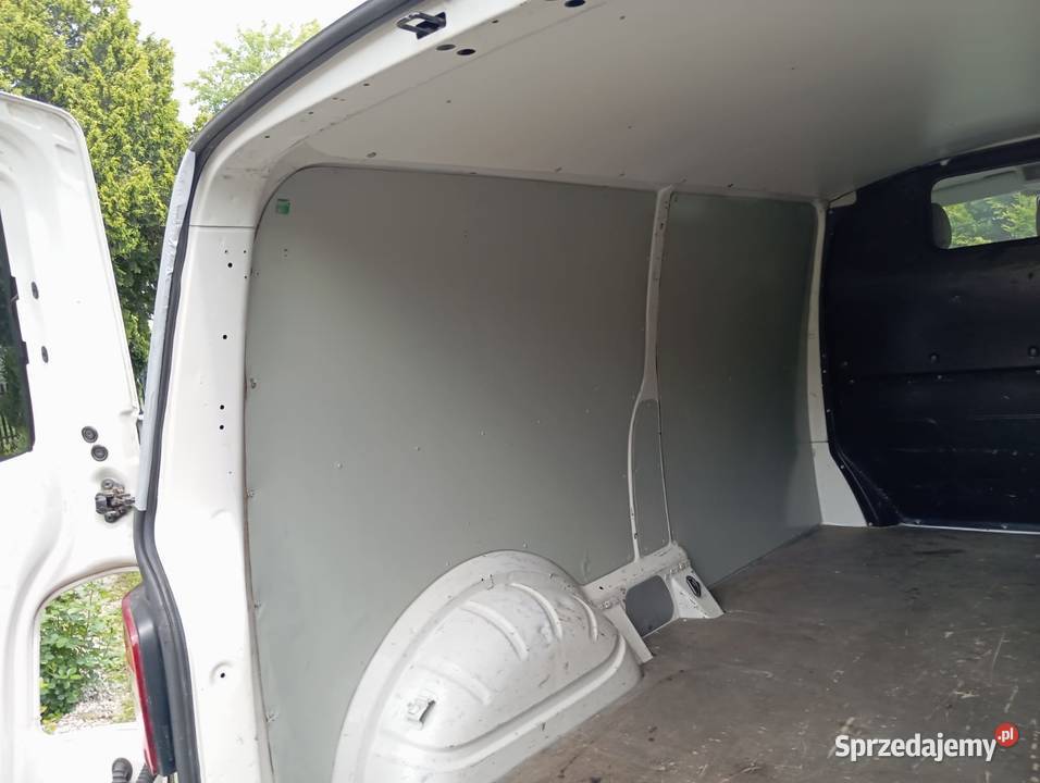 VW Transporter T5 lift 2012r 20 TDI 84 nieuszkodzony Lubin