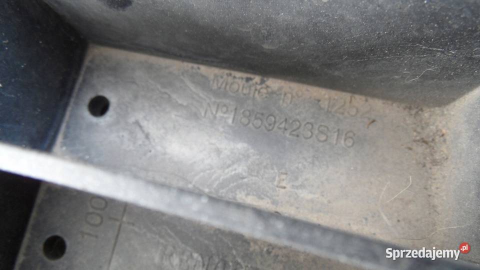 RENAULT CLIO III 09r wzmocnienie zderzaka przód świętokrzyskie