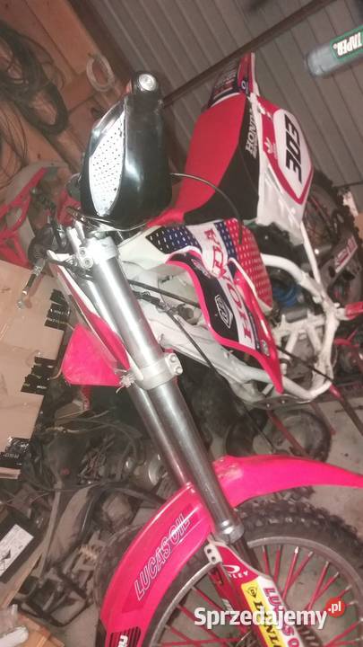 HONDA CR 250 1996 uszkodzona Rok produkcji 1996