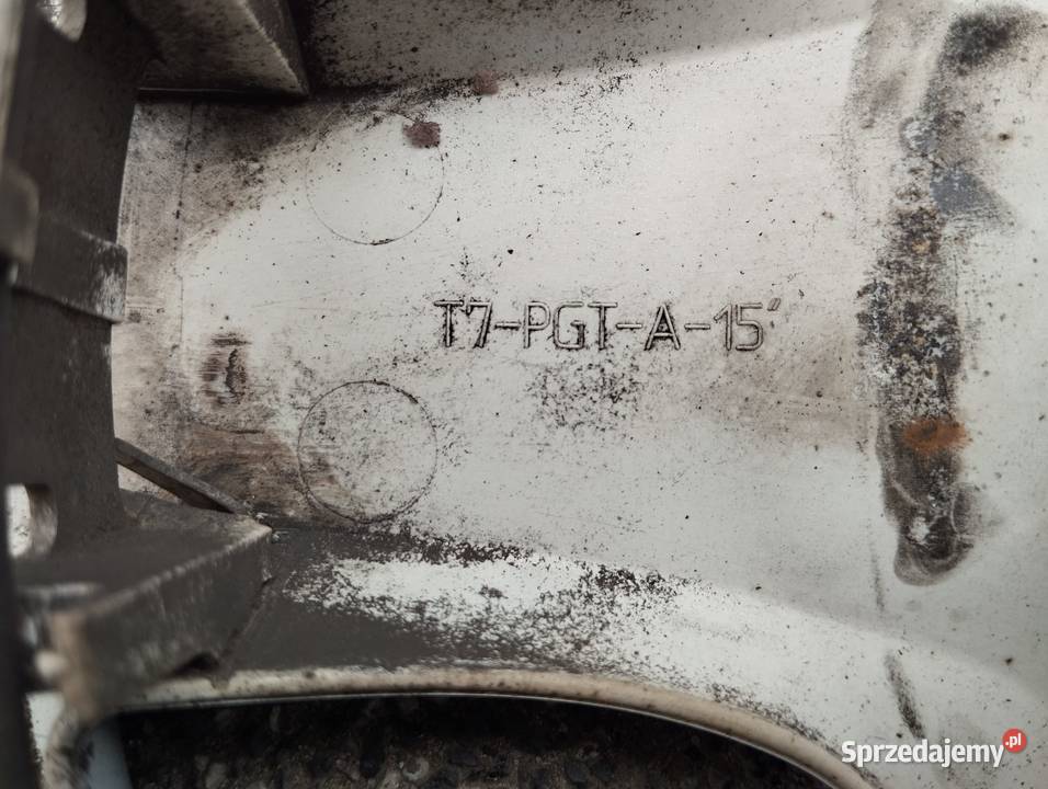 Kołpak Peugeot 15 T7PGTA 9661956180 pojedyncza Kamieniec
