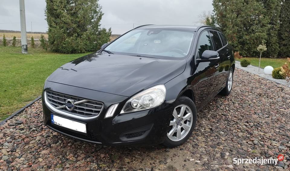 Volvo V60 prywatne hak doinwestowane 296000km sprzedam