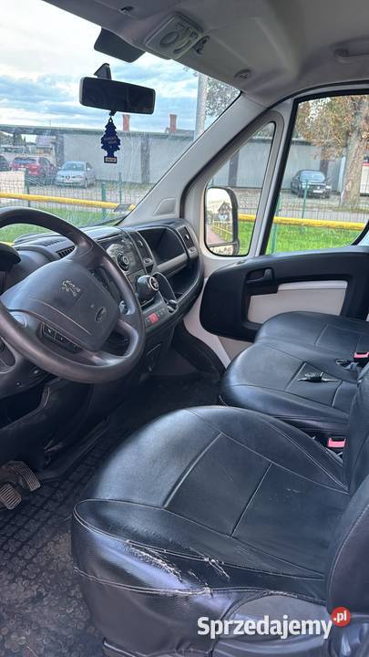 Peugeot boxer 6 osób faktura VAT 30 diesel Konarzynki