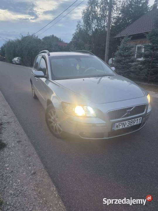 Volvo V50