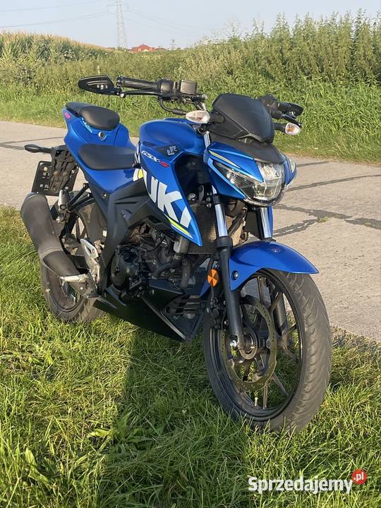 Suzuki gsxs 125