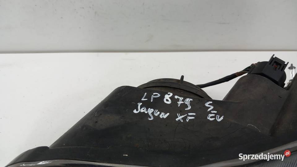 JAGUAR XF X250 LAMPA PRZÓD LEWA EU SOCZEWKA osobowe Lampy przednie Zbierkowo