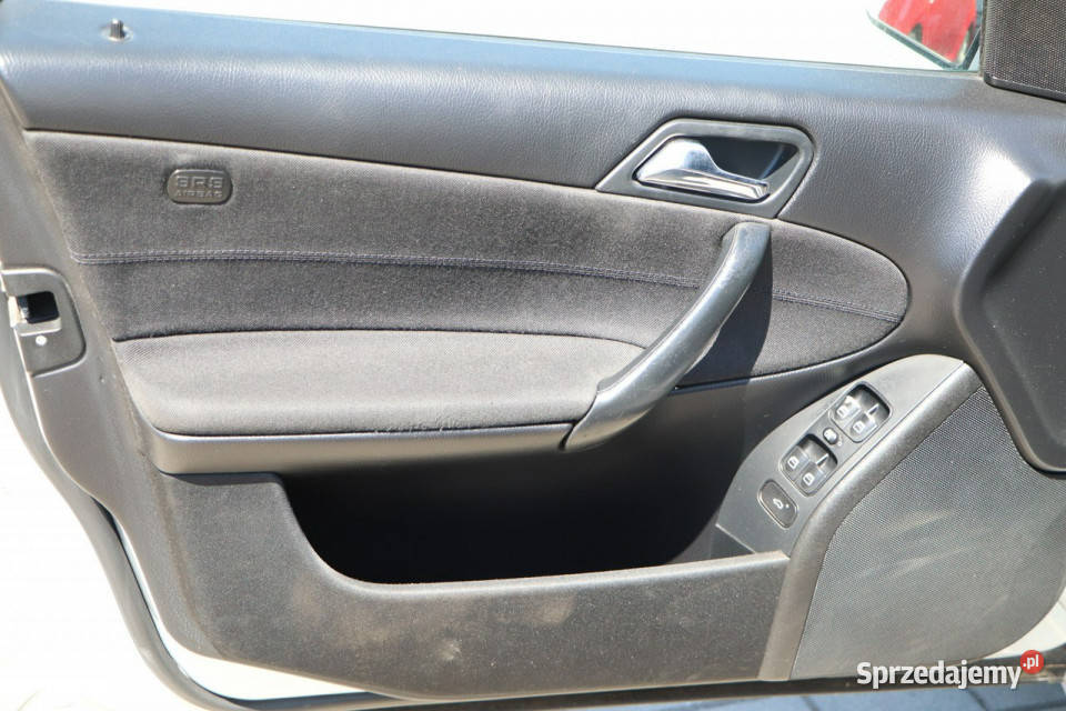 Mercedes C 180 krajowy serwisowanyklima Rok produkcji 2006 Opole