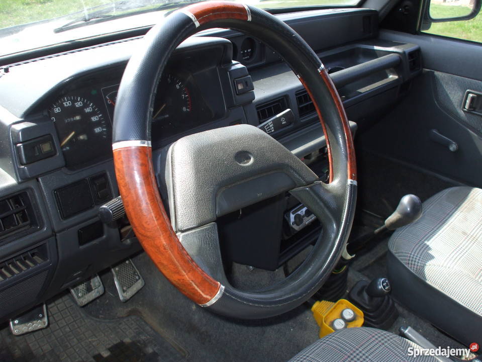 Sprzedam samochót terenowy Daihatsu Feroza hak Motoryzacja