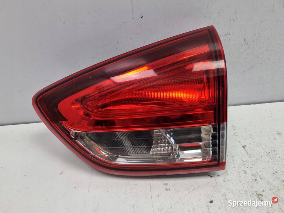 Renault Clio IV kombi TYLNA LAMPA PRAWA W KLAPE Janów sprzedam