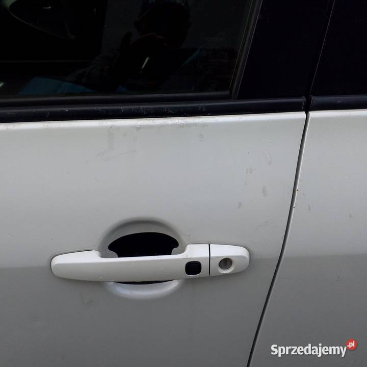 Sprzedam Toyotę Motoryzacja Ostrów Wielkopolski sprzedam