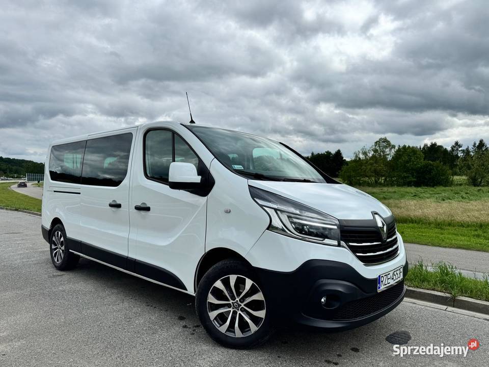 Renault Trafic III 20 Salon automat DCi 170 Full diesel Kostarowce sprzedam