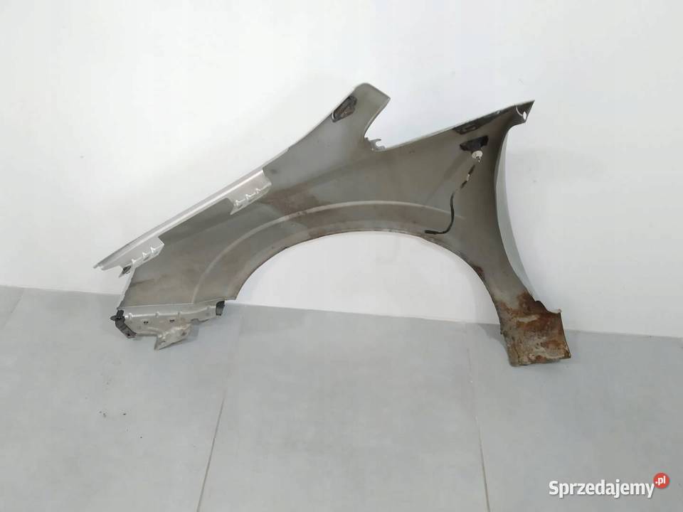 BŁOTNIK PRAWY PRZÓD SREBRNY Z157 Opel Zafira II świętokrzyskie