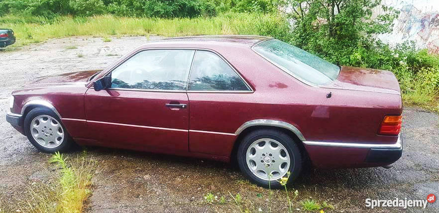 Mercedes c124 Coup 23 piękny unikatowe bordowe gniazdo AUX Poznań