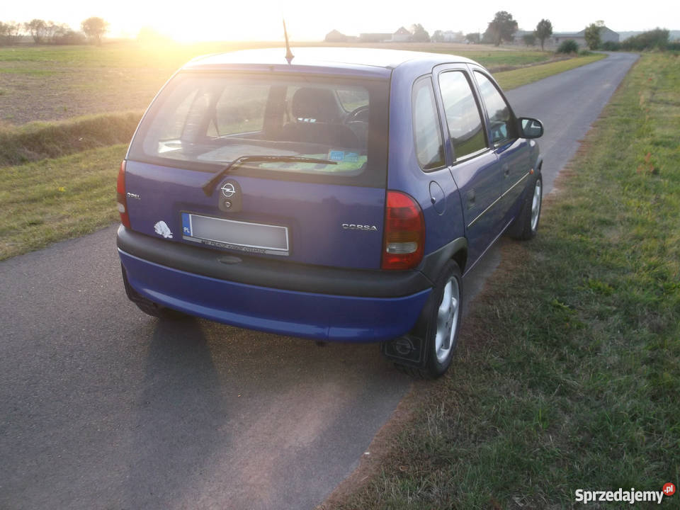 Opel Corsa B 14 60 alufelgi klimatyzacja kpl Miniszew