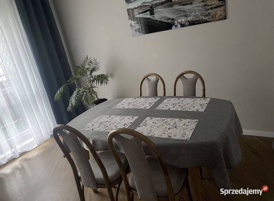 Stół i krzesła z lat 90 Poznań
